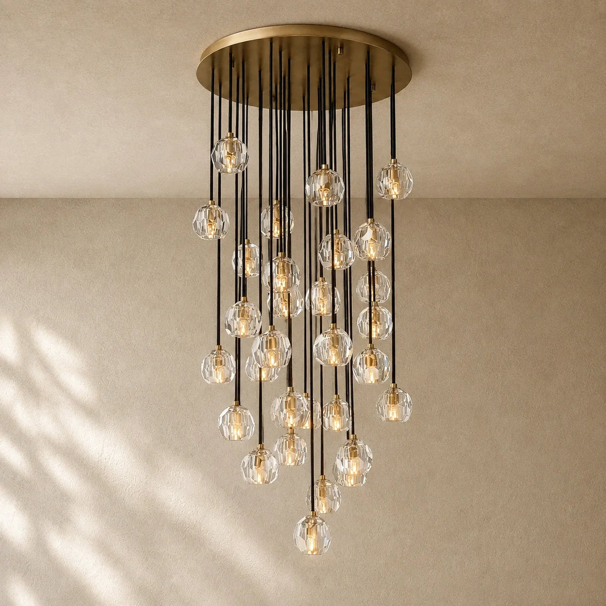 Boule do Cristal Round Cluster Chandelier