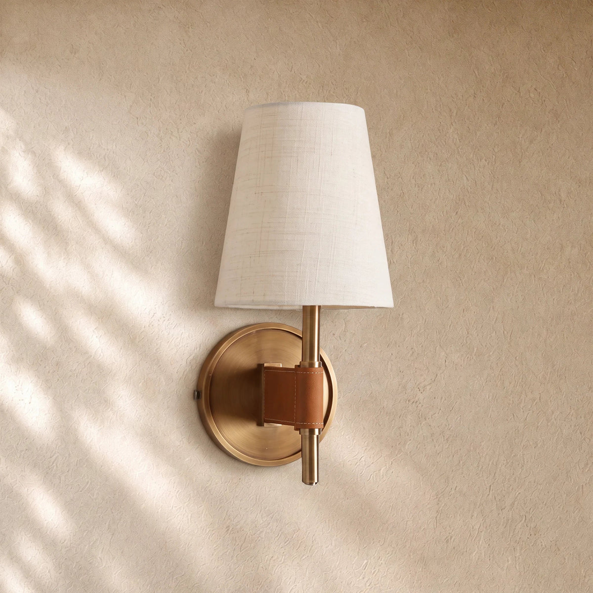Hastin Wall Sconce