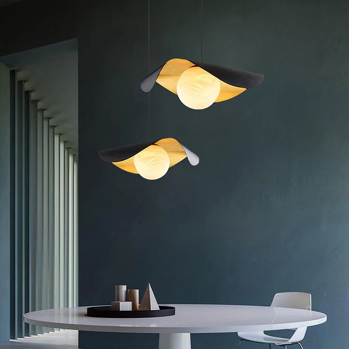 Avellin Hat Modern Pendant