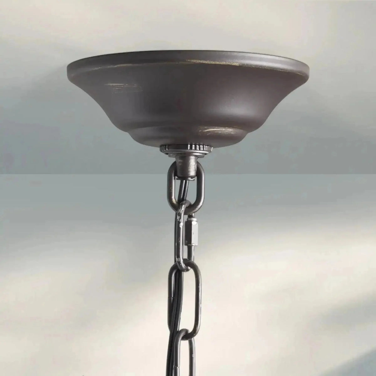 Aubrey Round Chandelier - cyranlamps