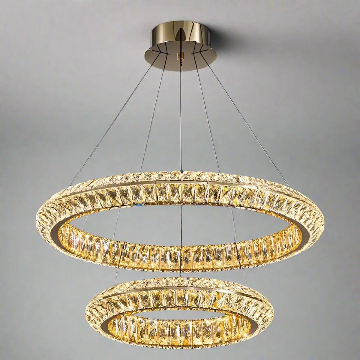 Bacci Modern Chandelier - cyranlighting