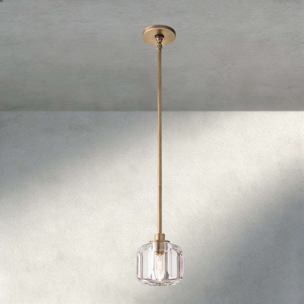 Damuet Pendant - cyranlighting