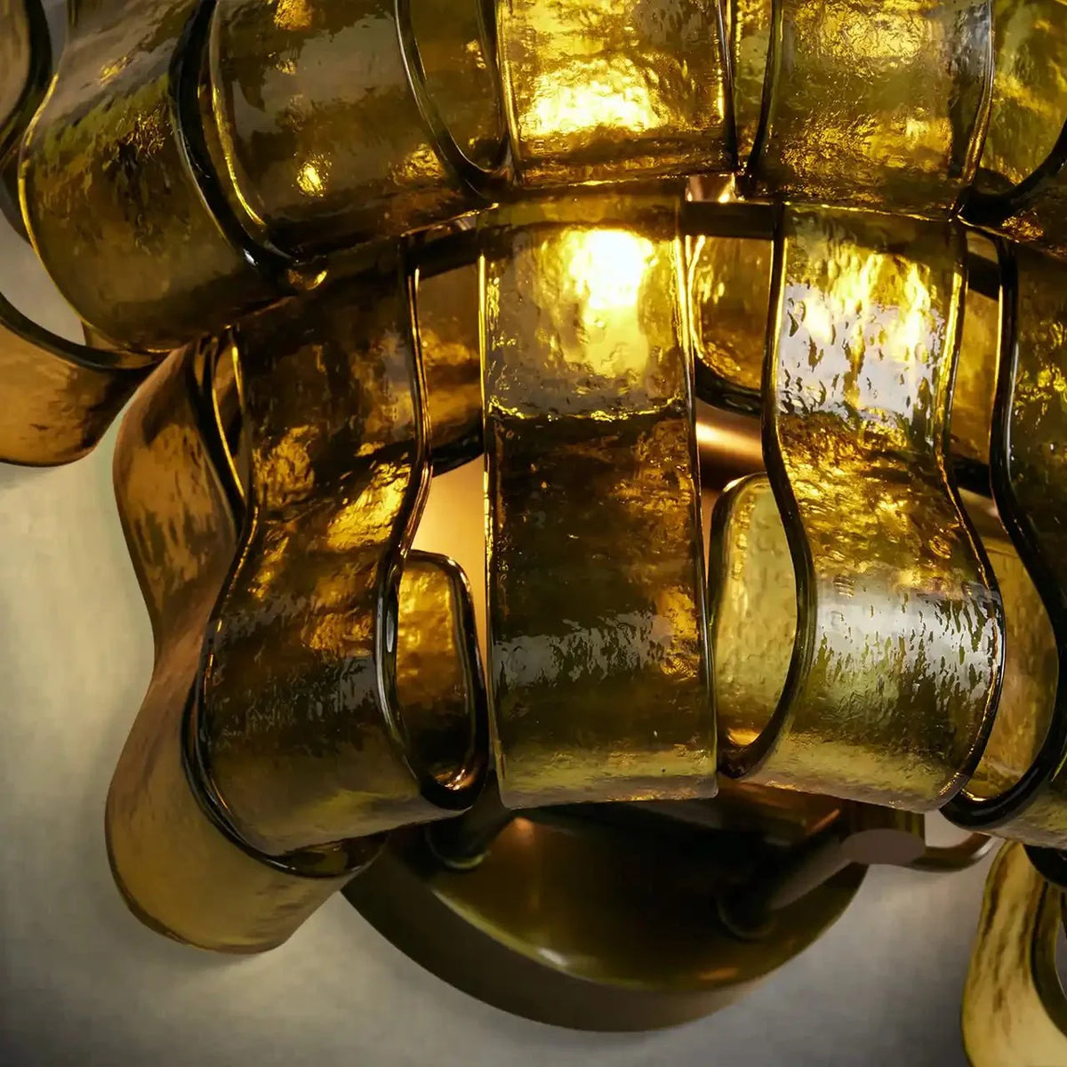 Ghiaccio Glass Wall Sconce - cyranlamps