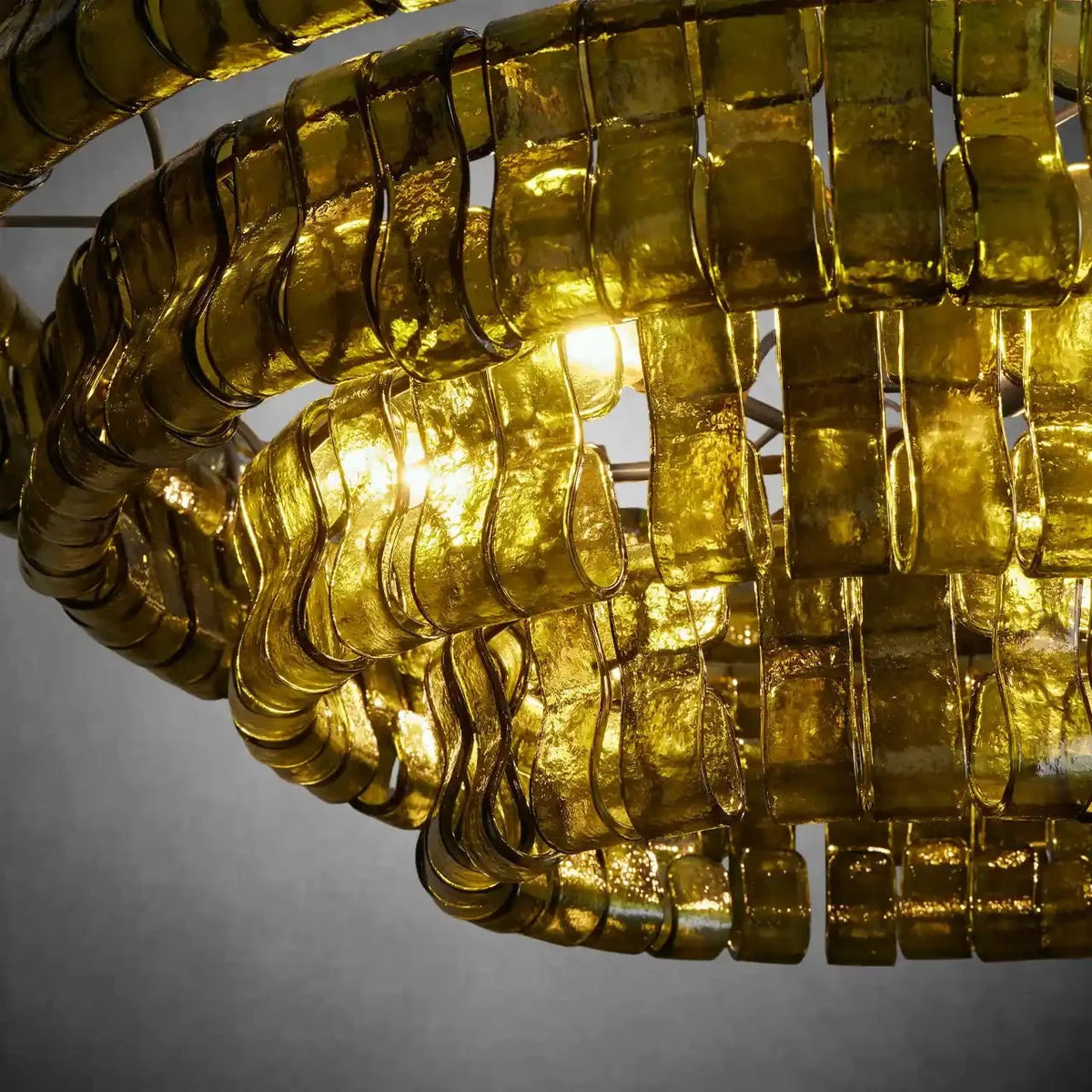 Ghiaccio Round Glass Chandelier - cyranlamps