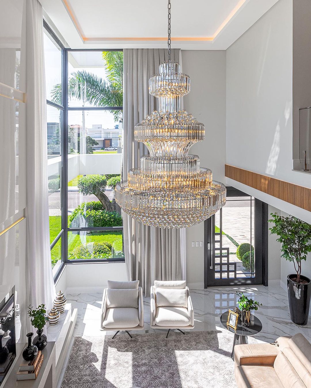 Modern Gold Foyer Extra Large Crystal Chandeliers Round Luxury Ceiling Light Fixture For Hall Entrance - cyranlamps