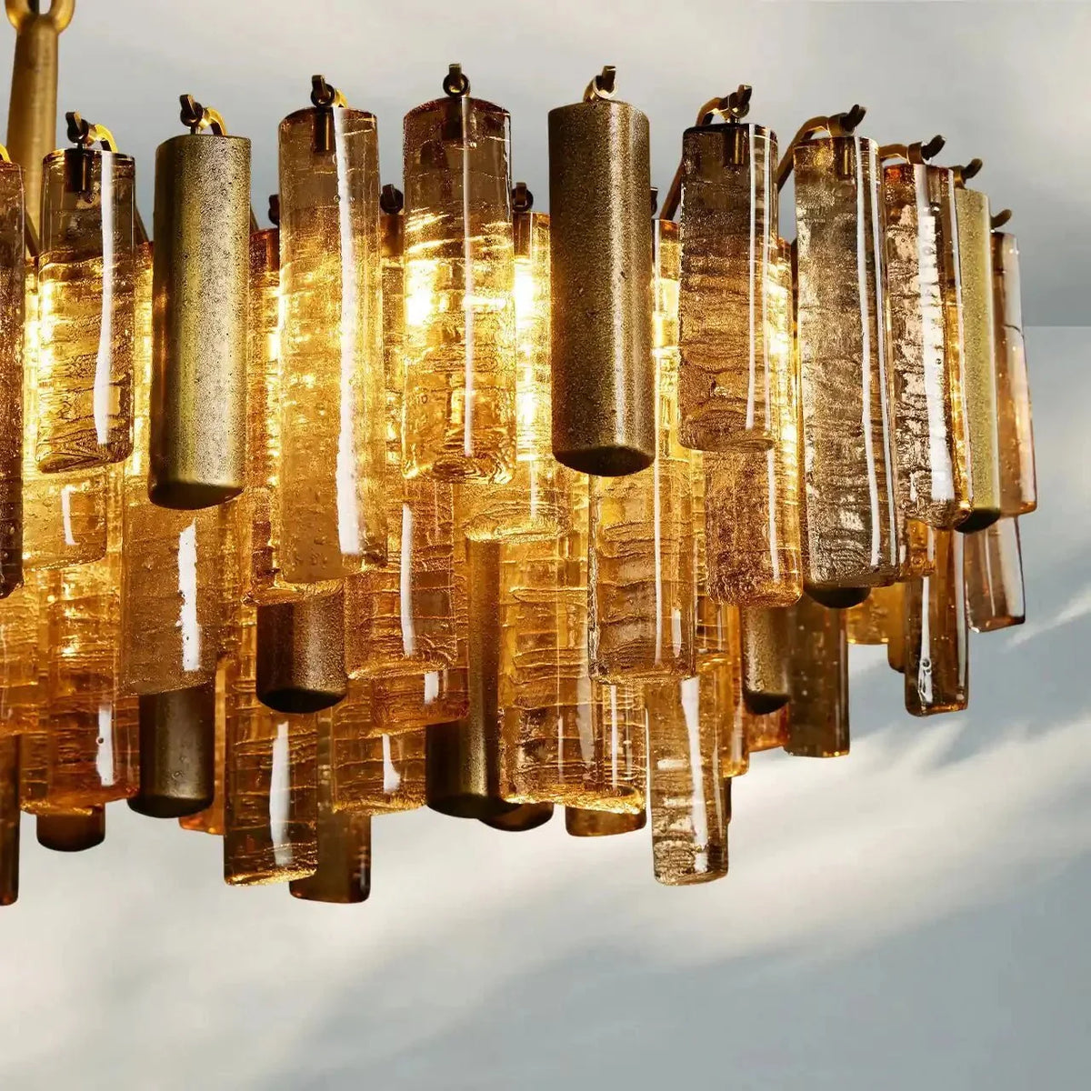 Neve Linear Chandelier - cyranlamps