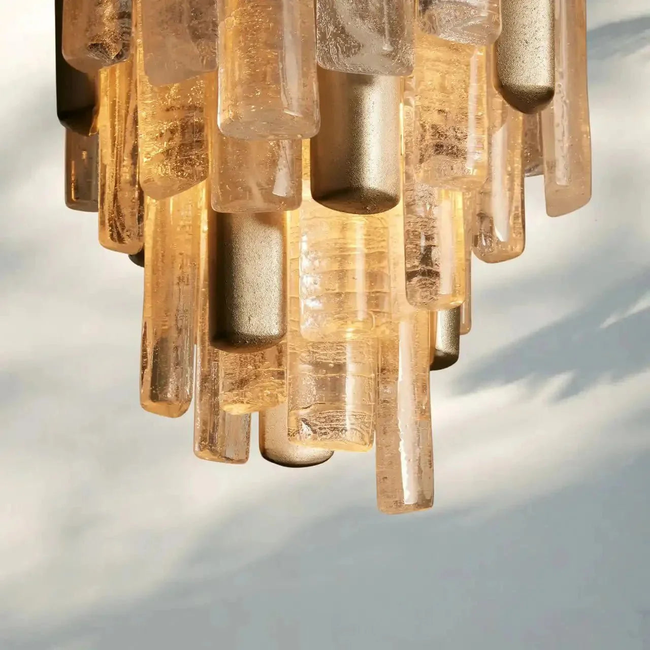 Neve Pendant - cyranlamps