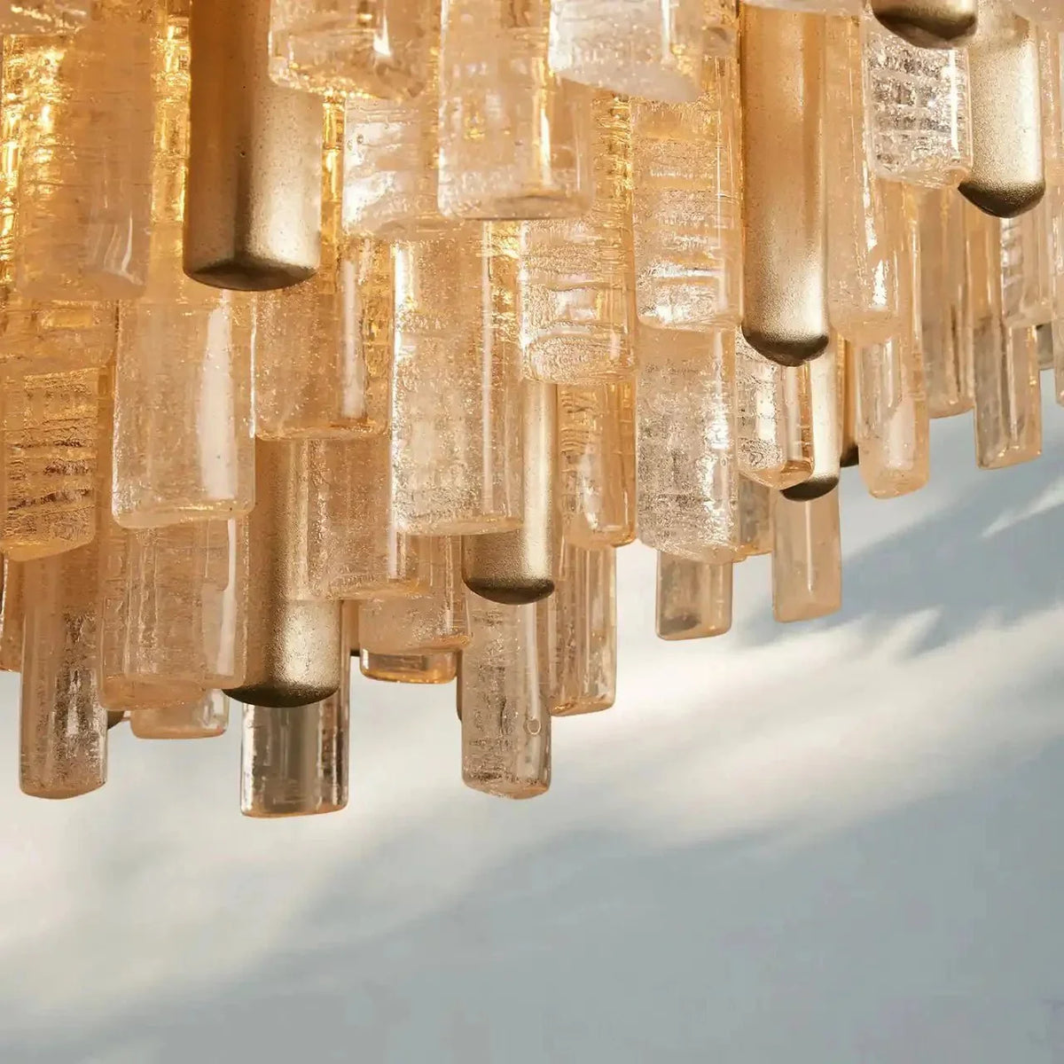 Neve Round Chandelier - cyranlamps