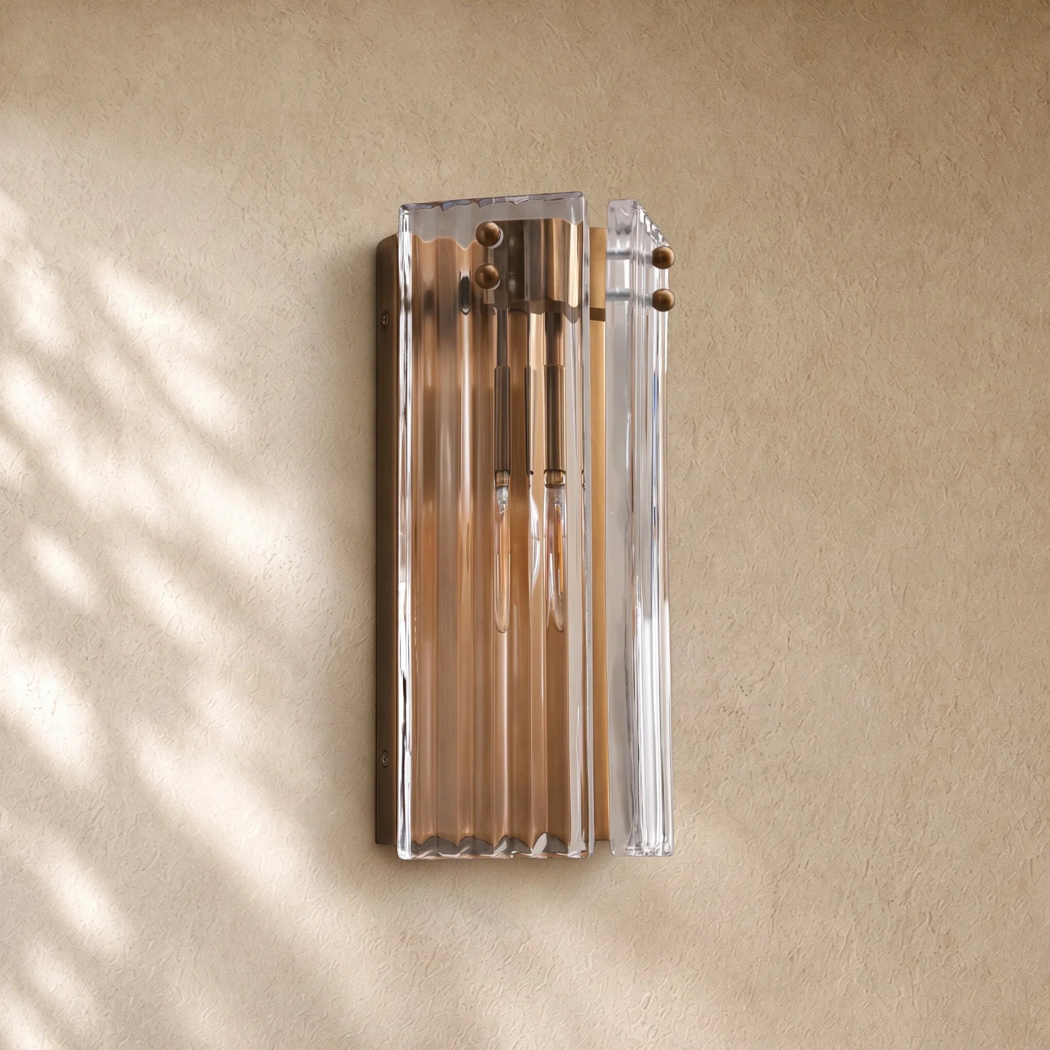 Delsio Sconce