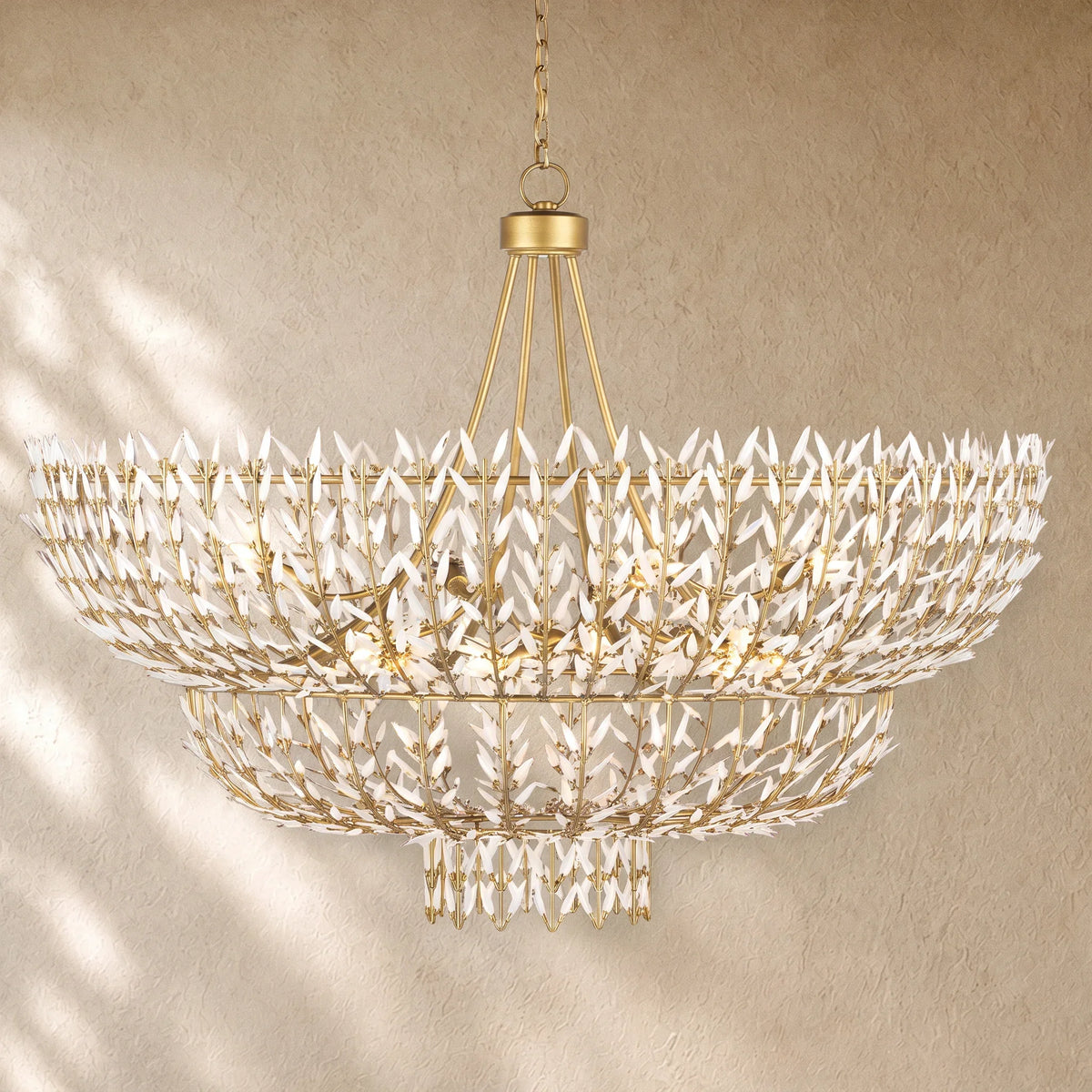 Morrigen Round Chandelier 34'' 56''D