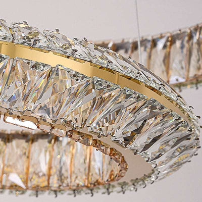 Bacci Modern Chandelier - cyranlamps