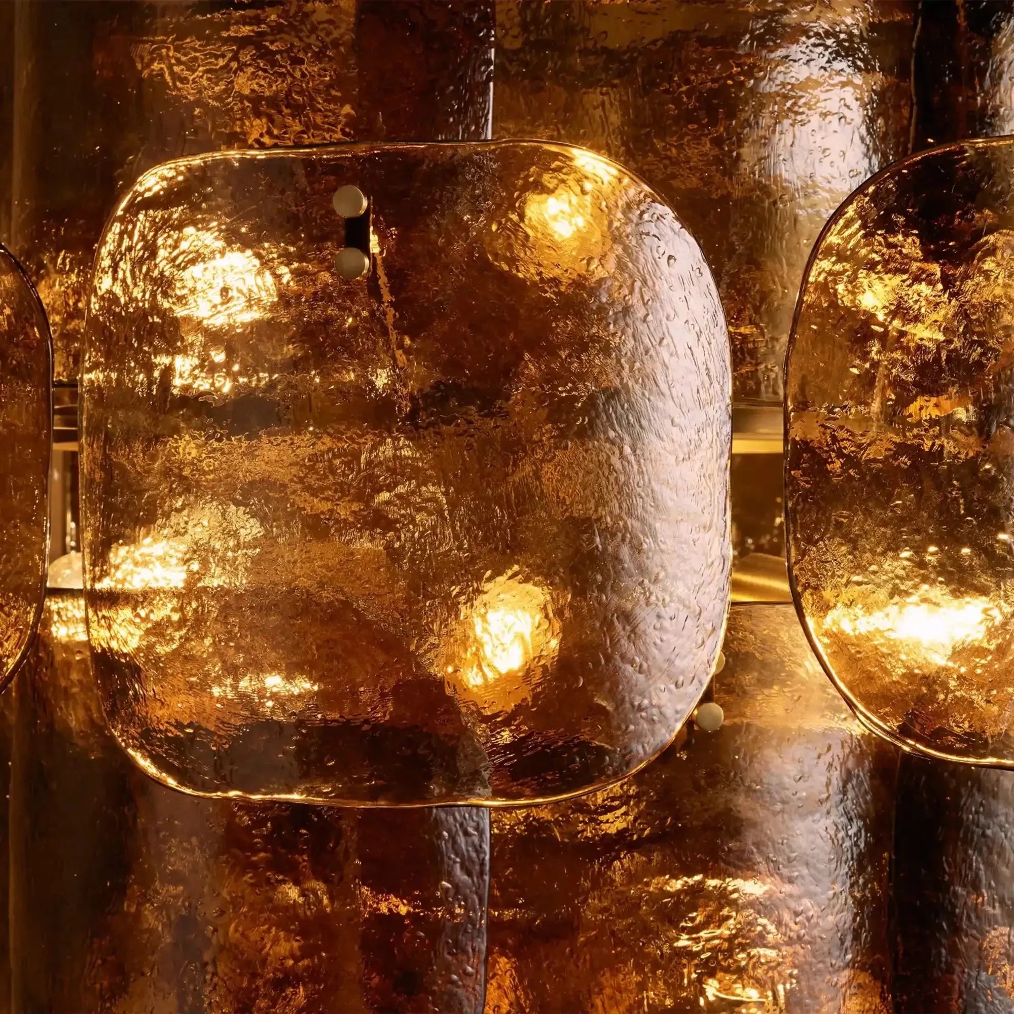 Blaire Round Chandelier - cyranlamps