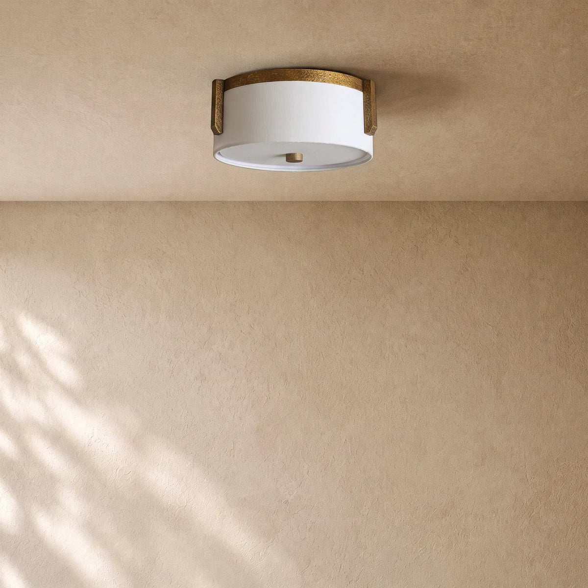 Emmette Sconce