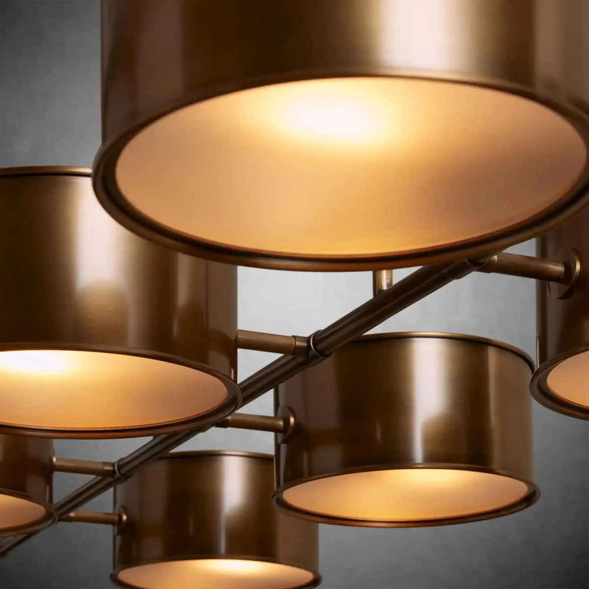 Daphne Metal Linear Chandelier - cyranlamps