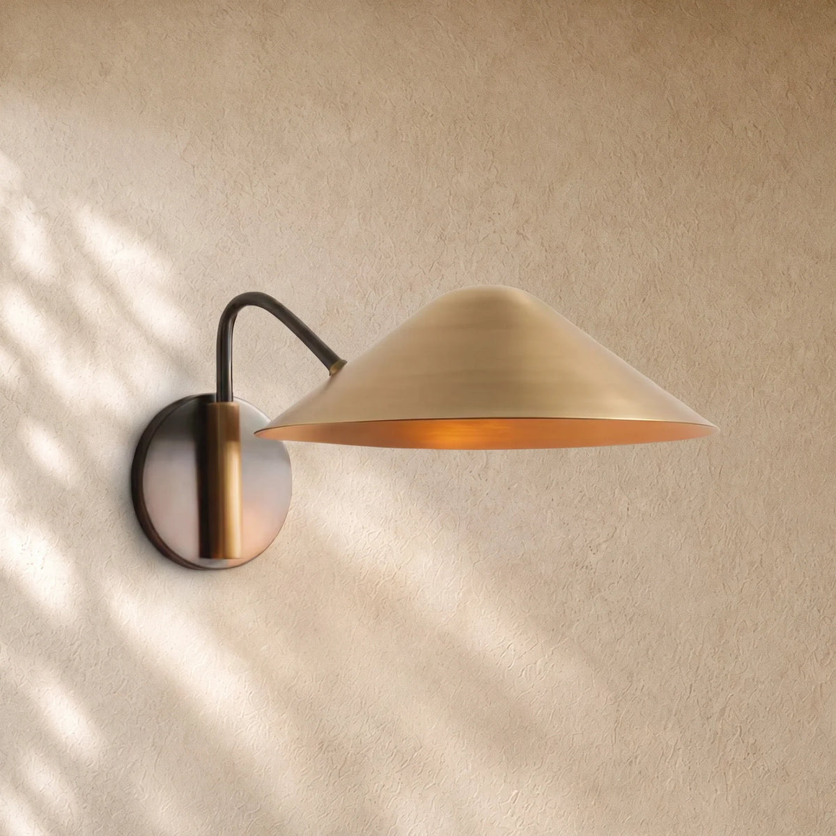 Simmsi Sconce