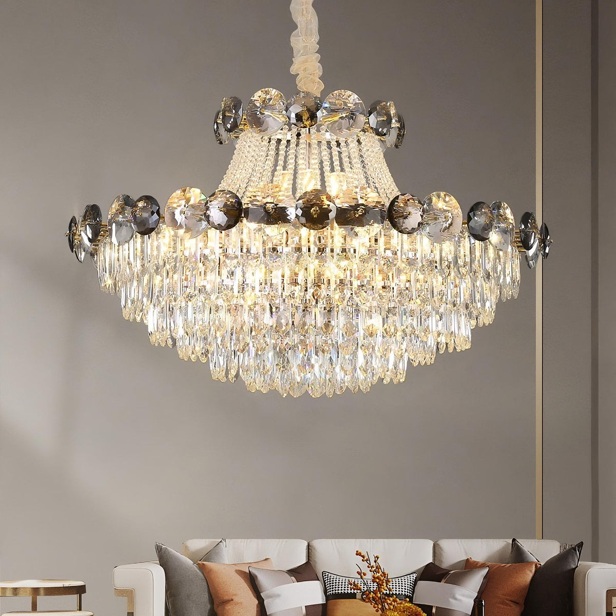 Gioro Contemporary Chandelier - cyranlamps