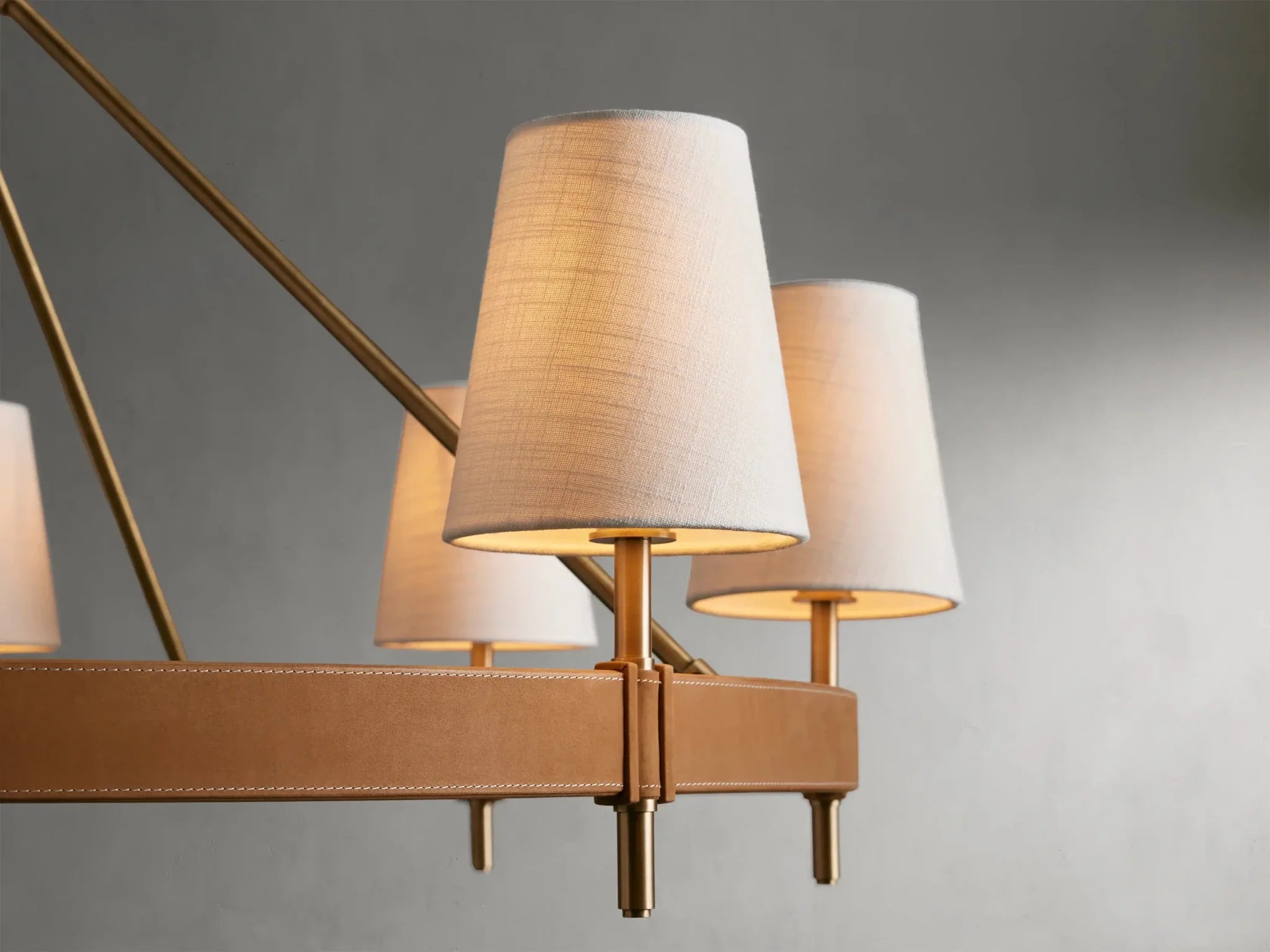 Hastings Round Chandelier - cyranlamps