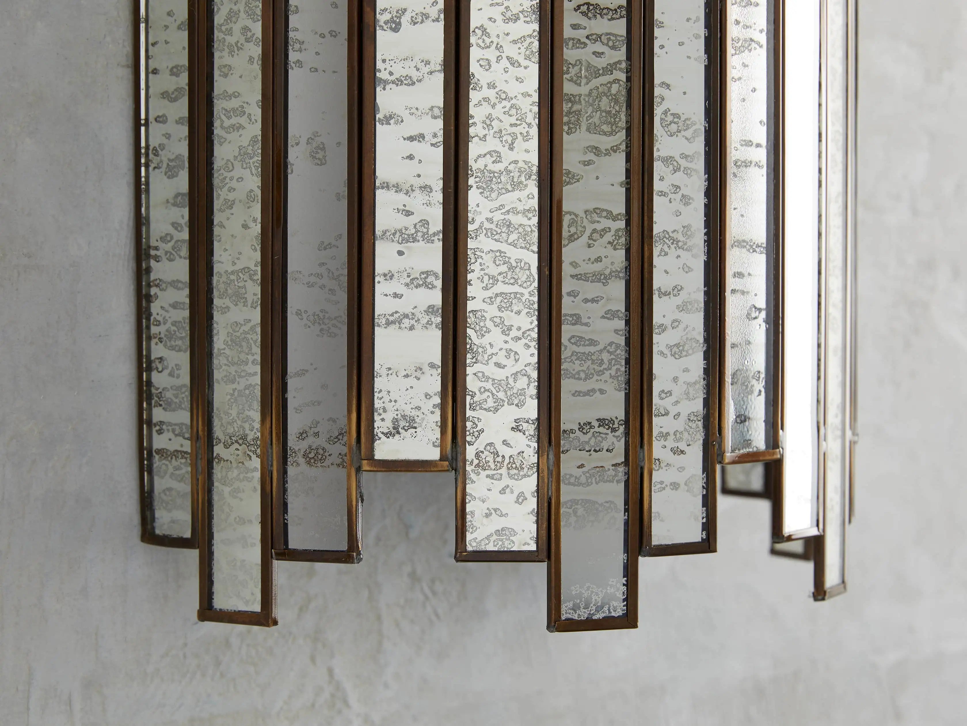 Roselle Glass Wall Sconce