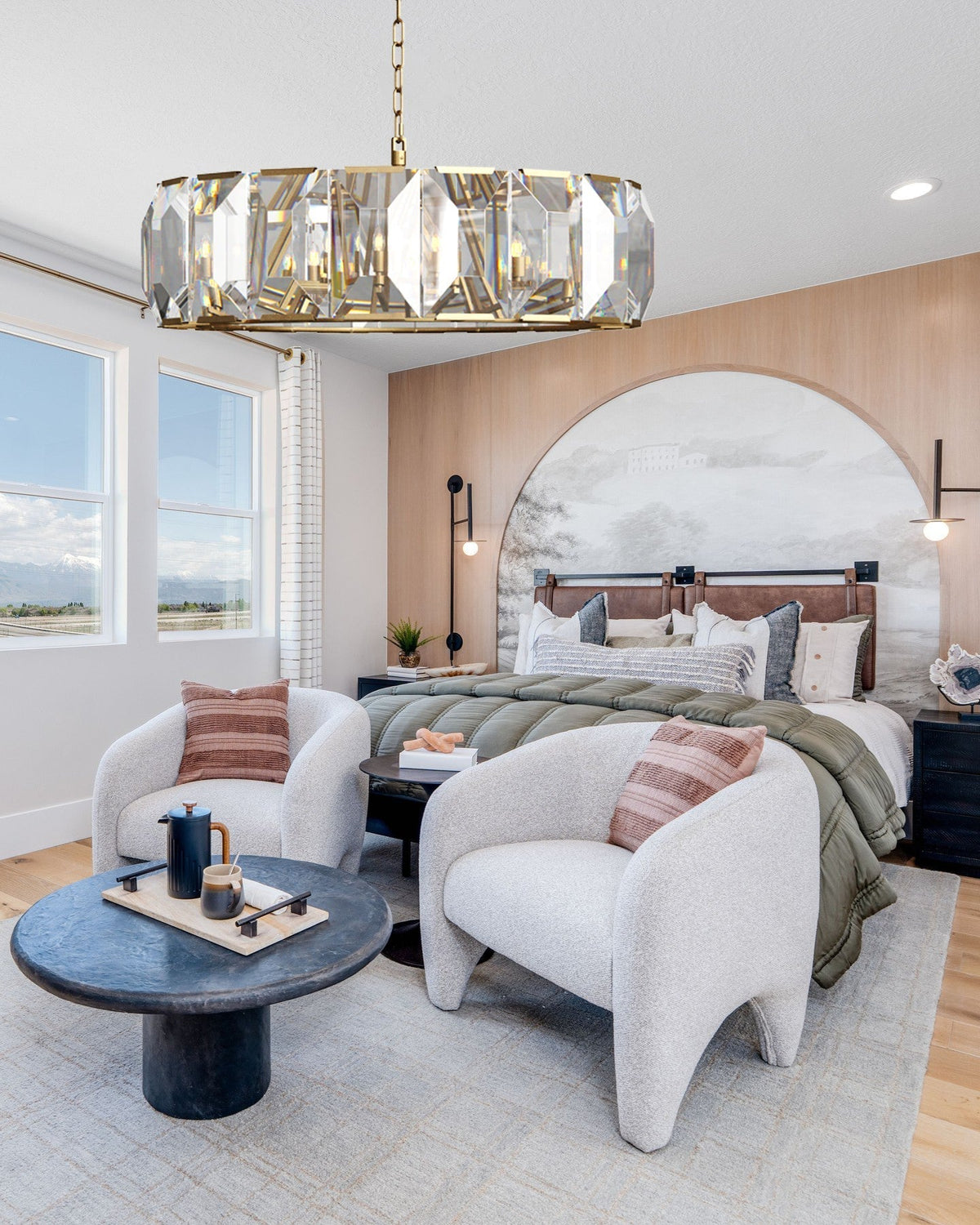 Marlow Crystal Round Chandelier - cyranlighting