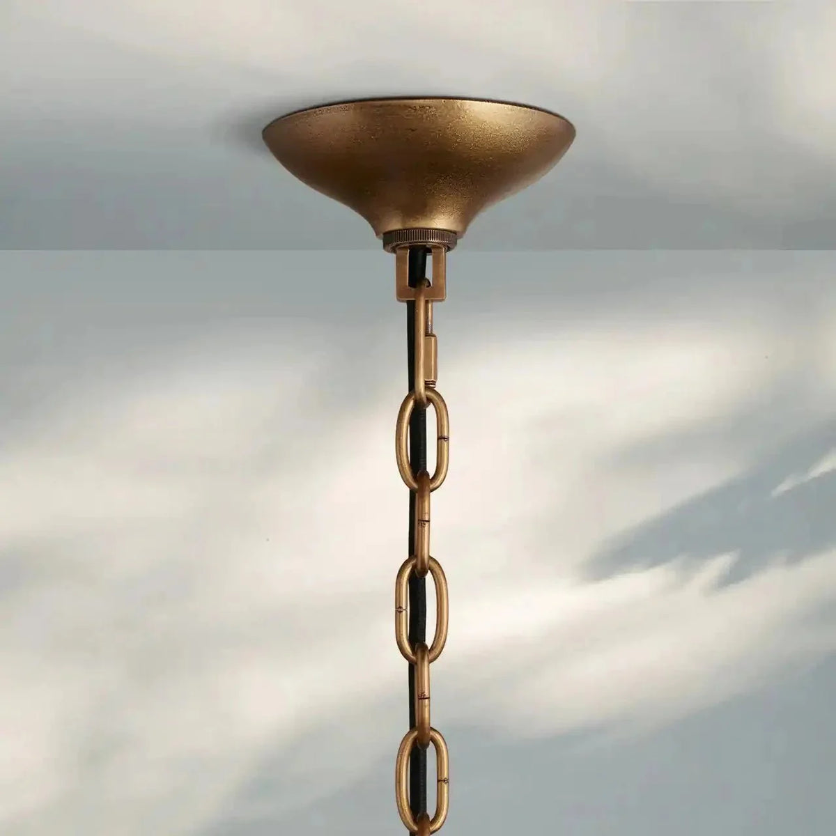 Neve Pendant - cyranlamps