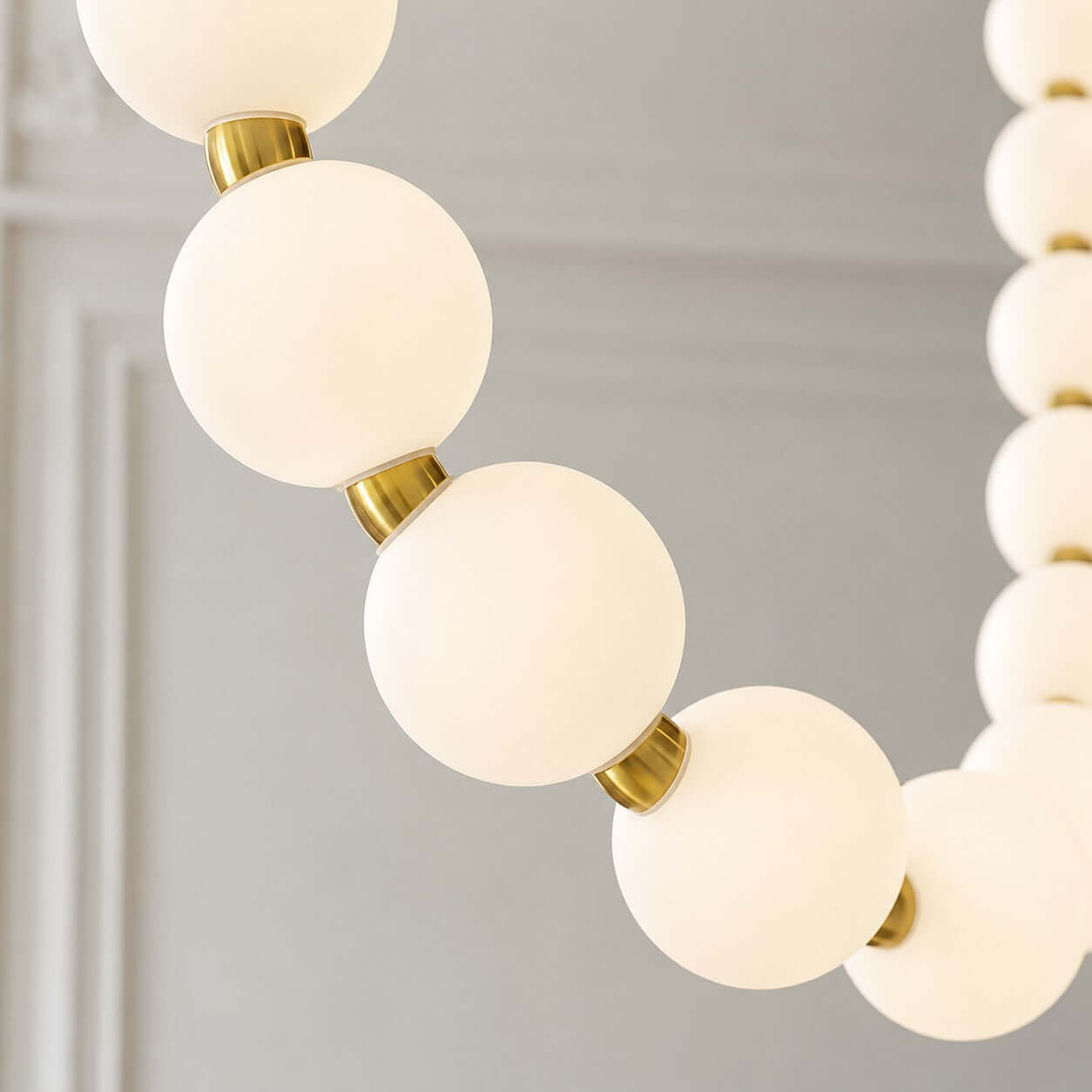 Perlina Necklace Combination Chandelier - cyranlamps