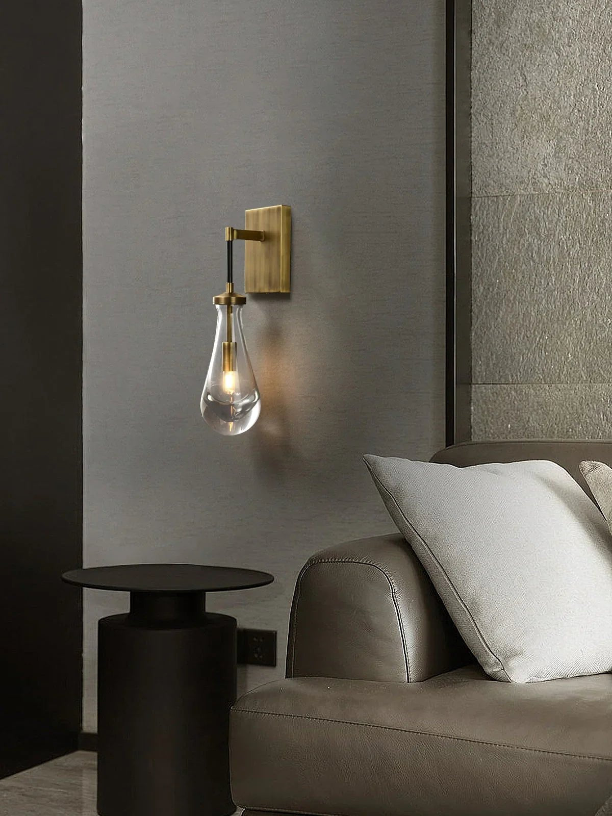 Raindrop Crystal Wall Sconce - cyranlighting