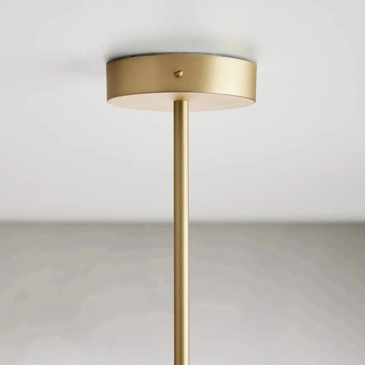Ramsey 3 - Light Round Chandelier - cyranlamps