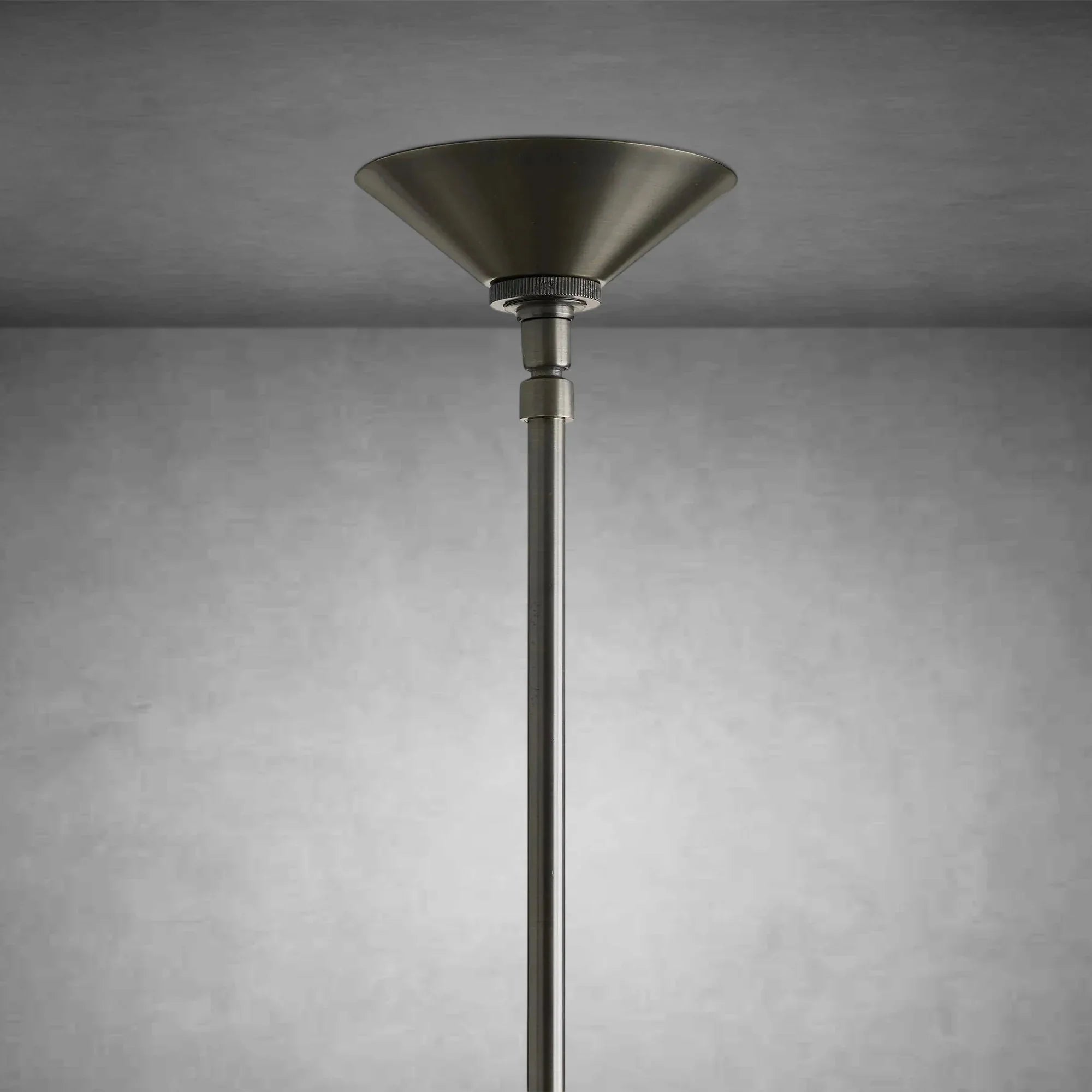 Simms 4 - Light Linear Chandelier - cyranlamps