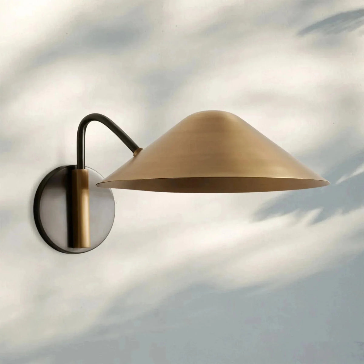 Simms Single Wall Sconce - cyranlamps