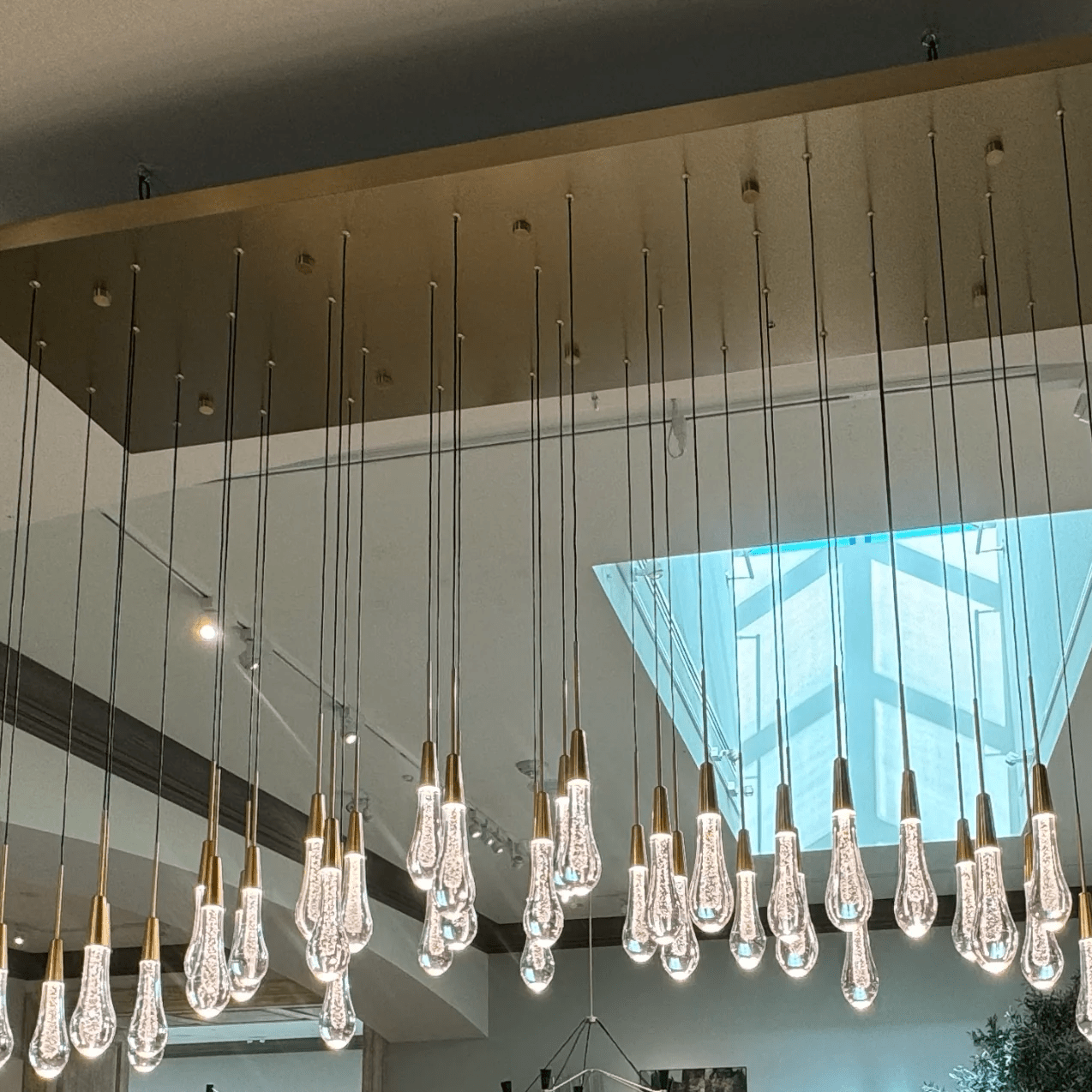Soltaire Glass Linear Chandelier Lighting 37'' 50'' 70'' 87"W 120"W - cyranlamps