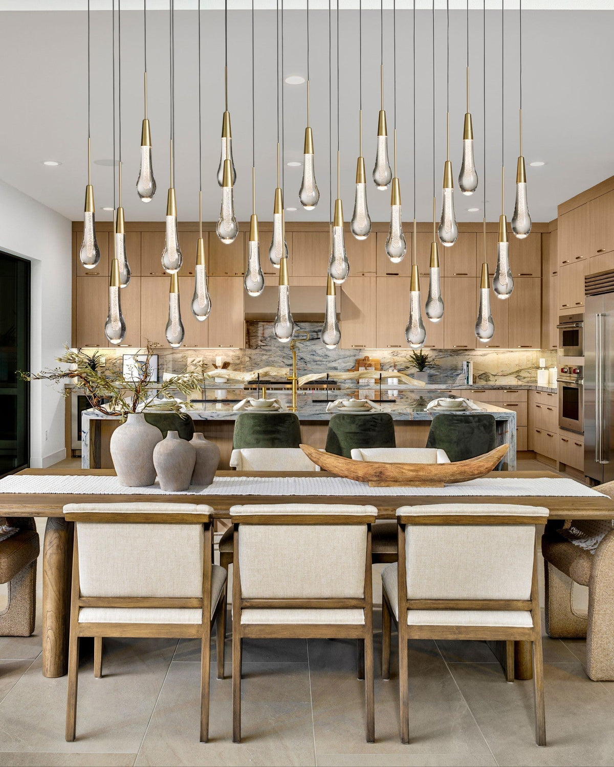 Soltaire Linear Chandelier - cyranlamps