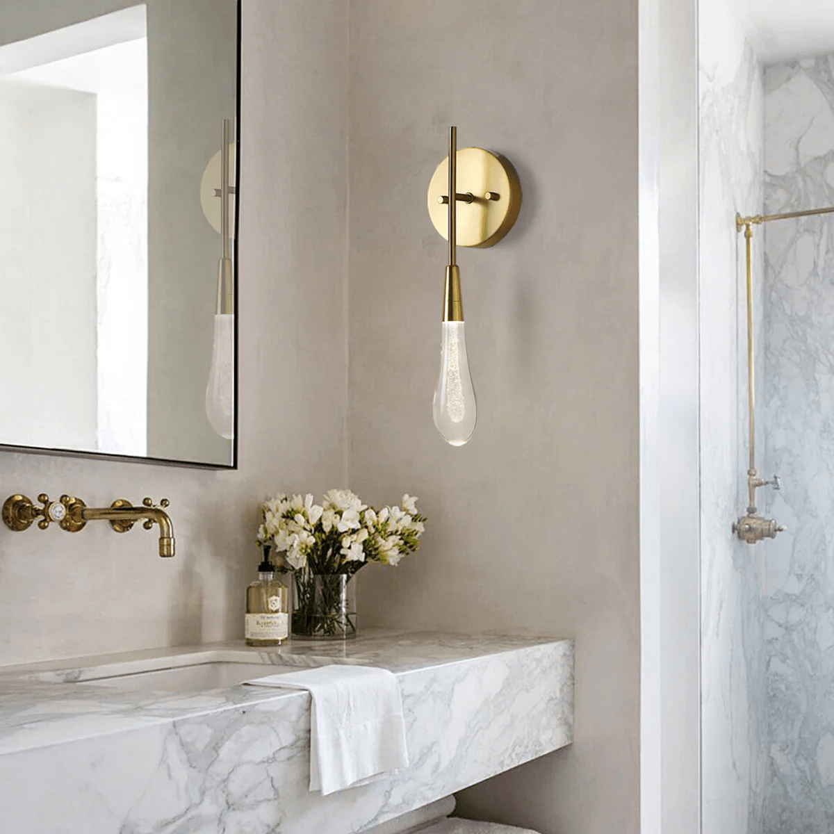 Soltaire Modern Wall Sconce 5"W - cyranlamps