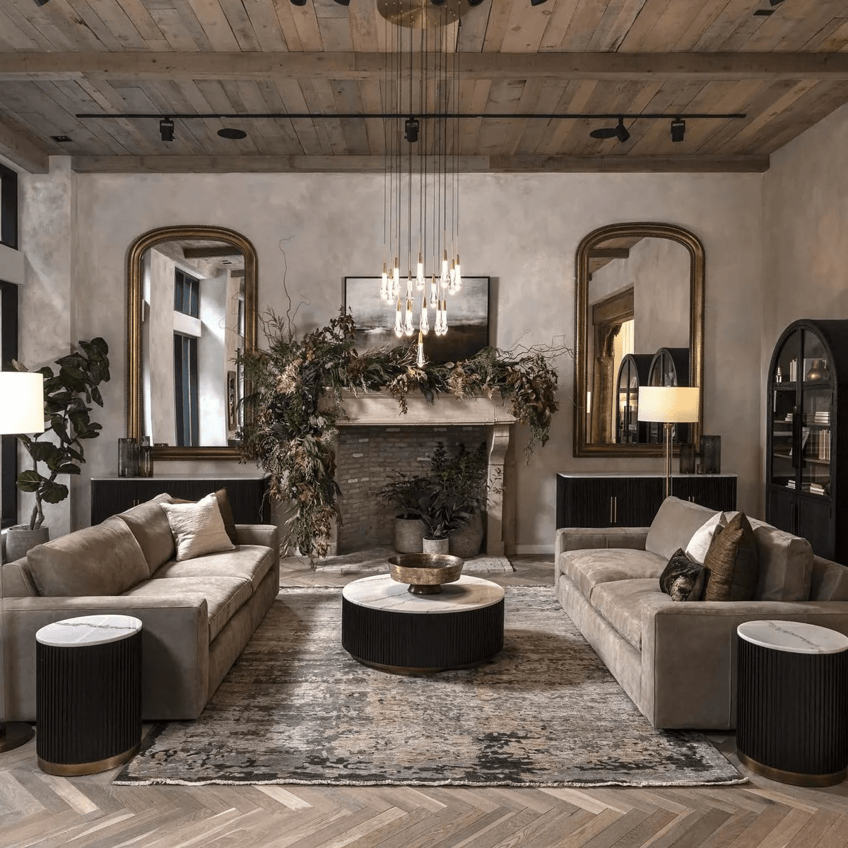 Soltaire Round Chandelier 17" 24" 36“ 58“ - cyranlamps