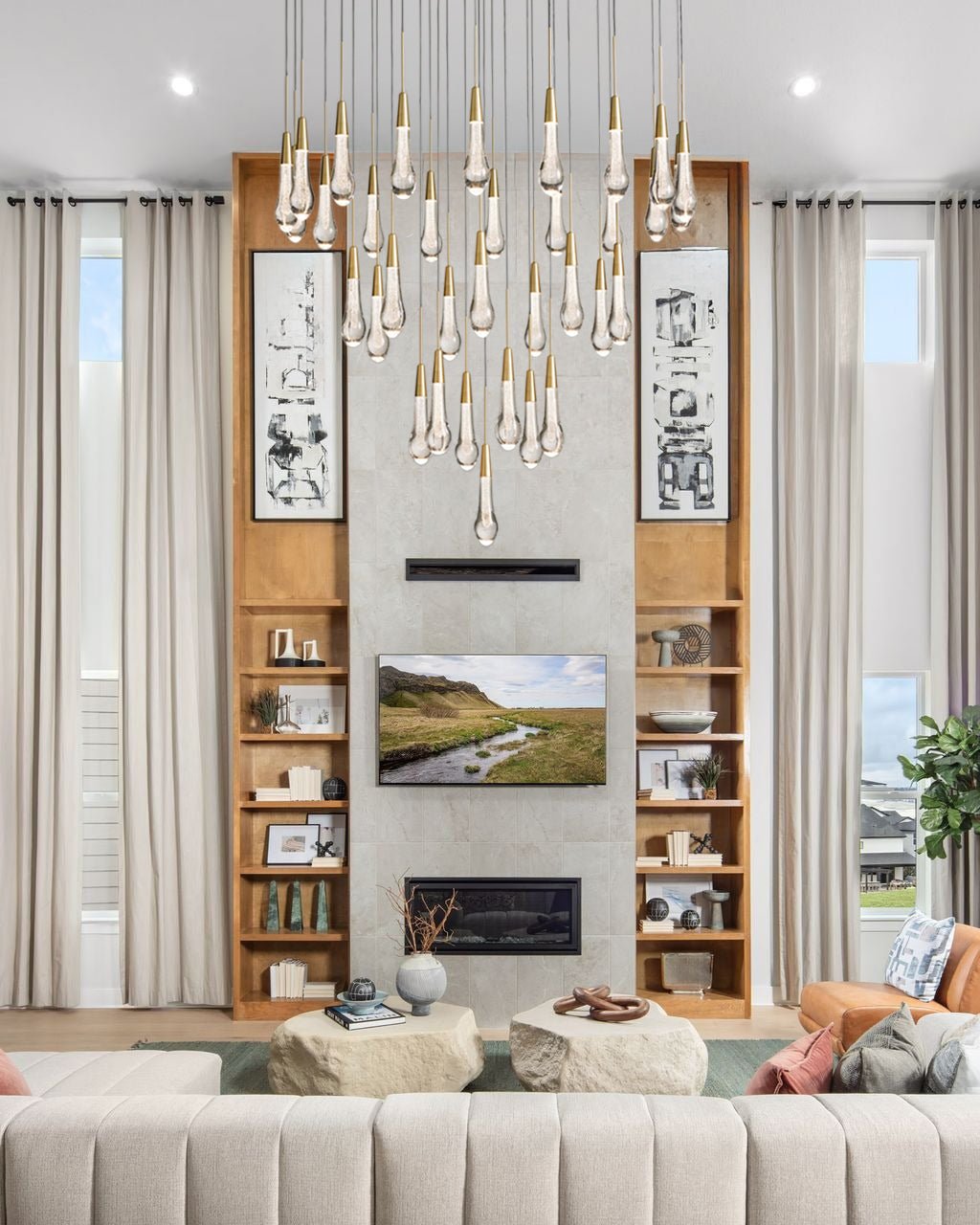Soltaire Round Chandelier - cyranlamps