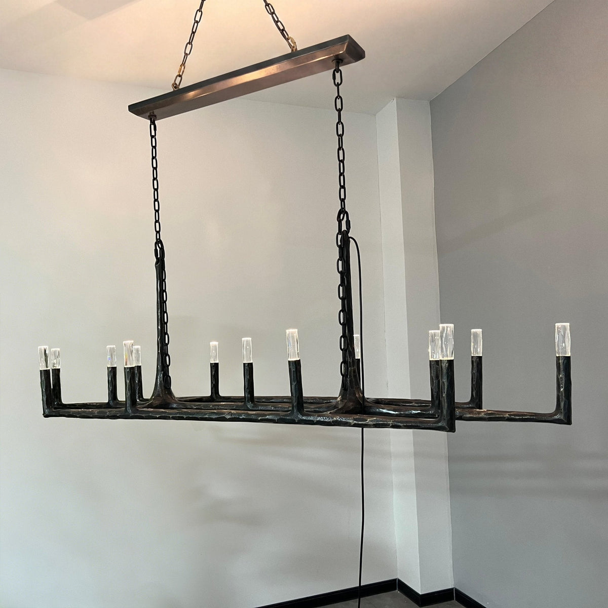 Thadeus Linear Chandelier - cyranlighting