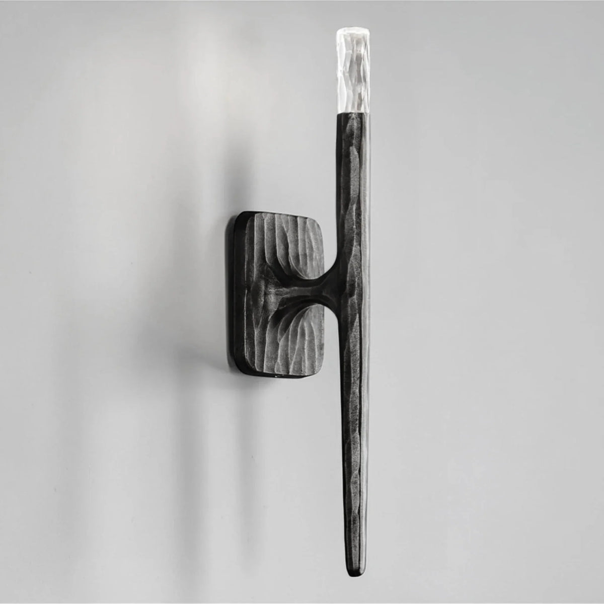 Thadria Sconce - cyranlighting