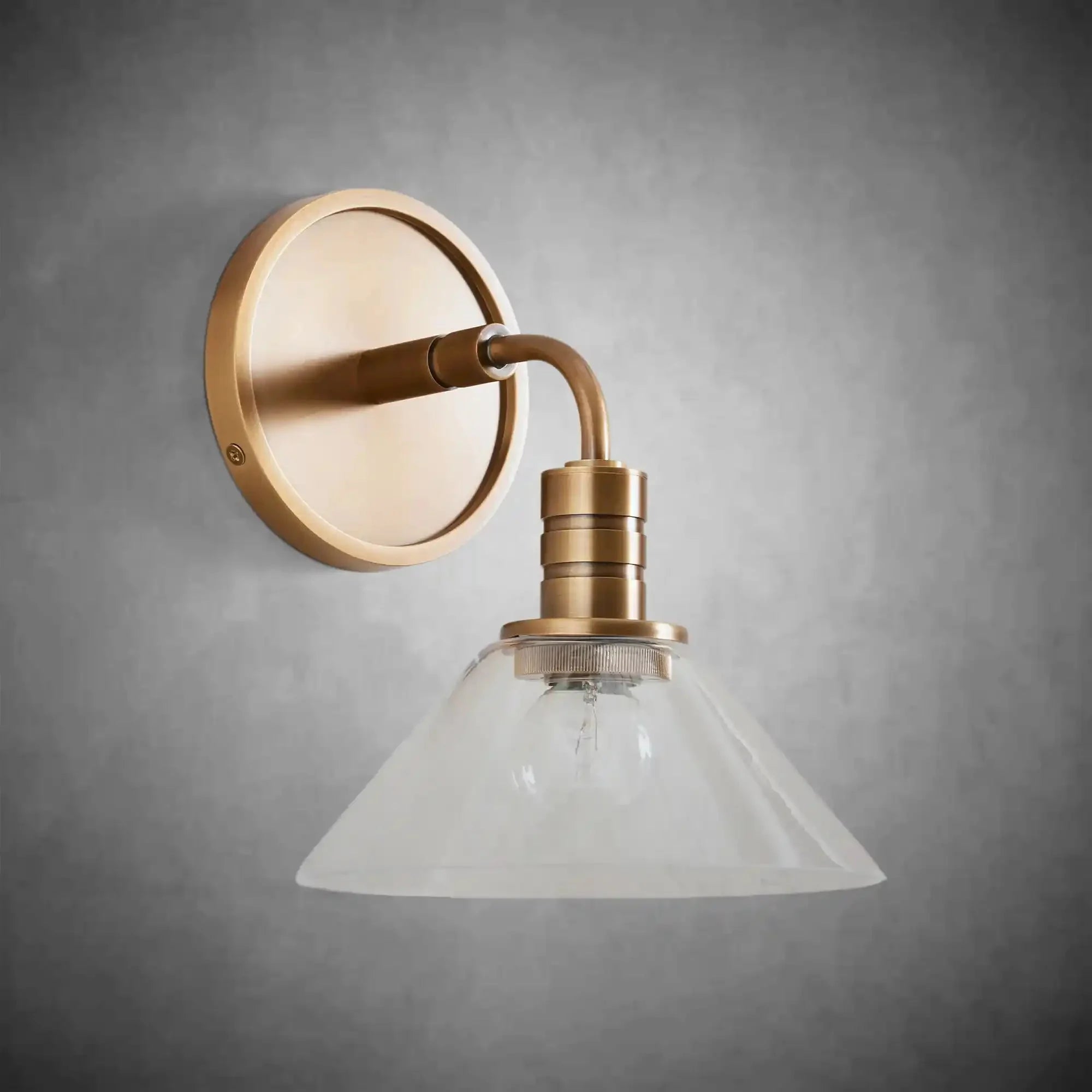 Theron Single Wall Sconce Modern Wall Light - cyranlamps