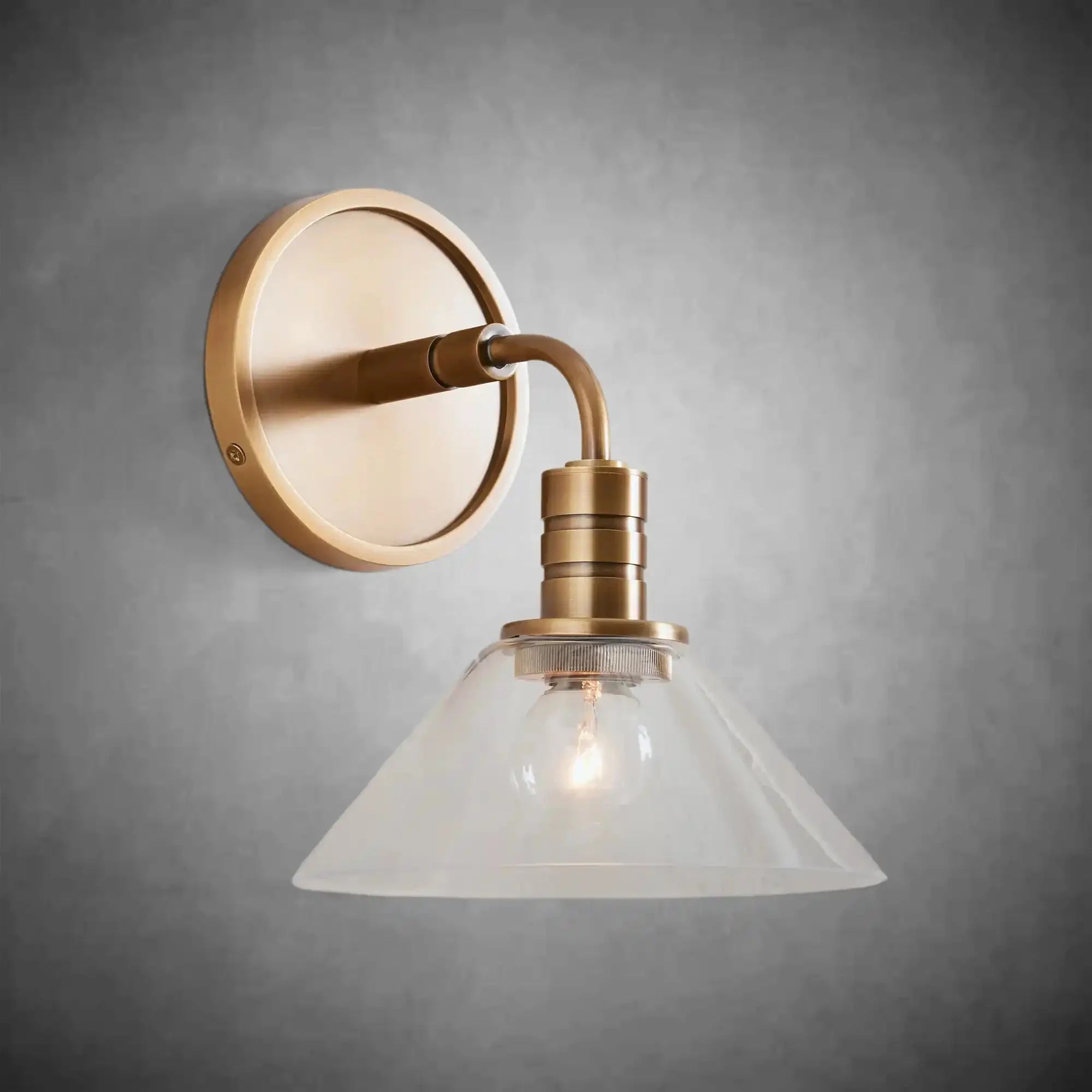 Theron Single Wall Sconce Modern Wall Light - cyranlamps