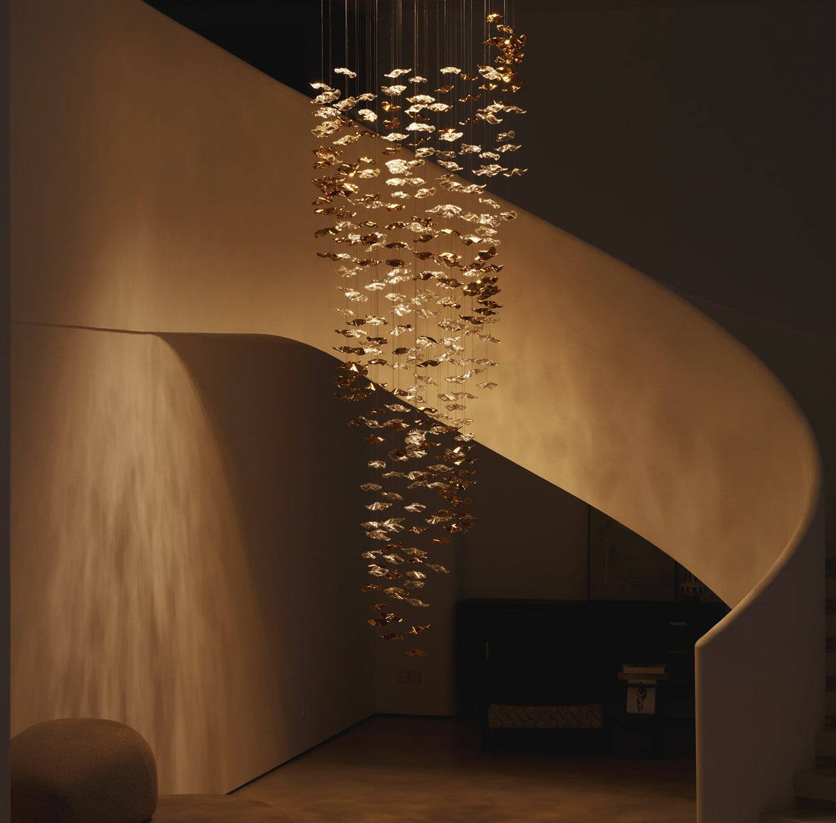Veloria Fluid Chandelier - cyranlamps