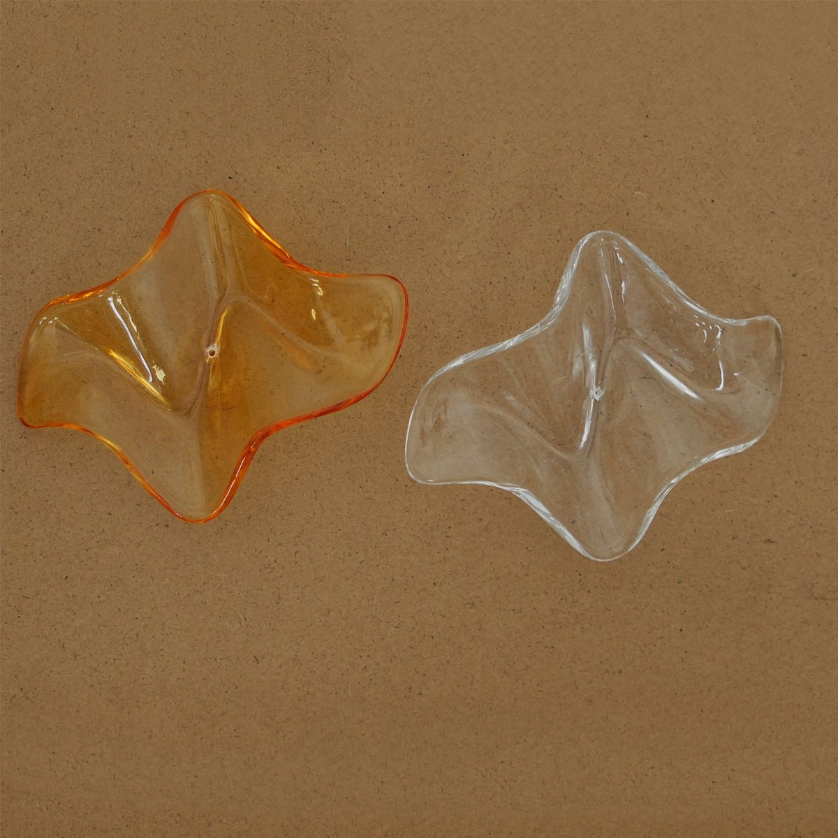 Veloria Fluid Glass Pendant - cyranlamps