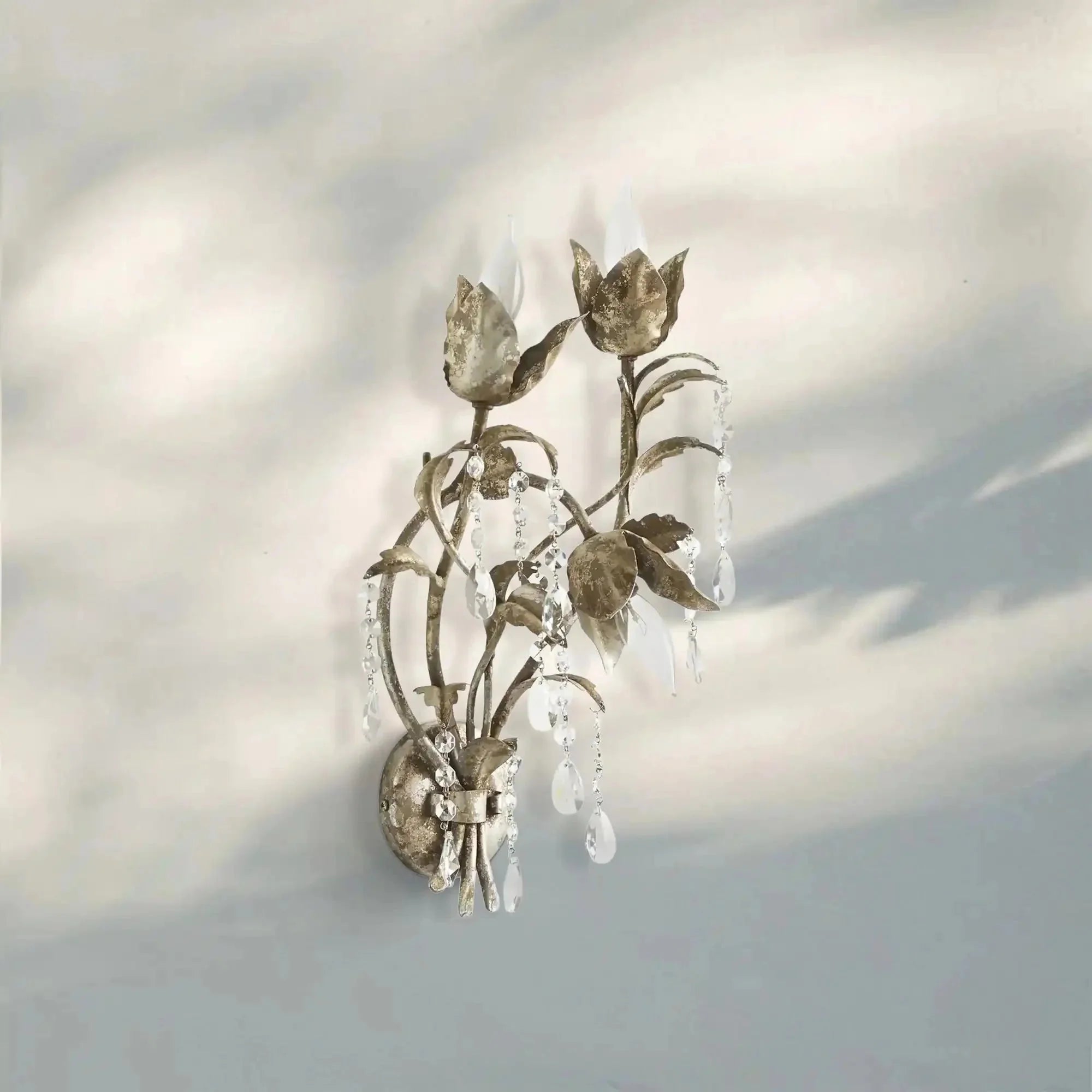Viticcia 3 - Light Wall Sconce - cyranlamps